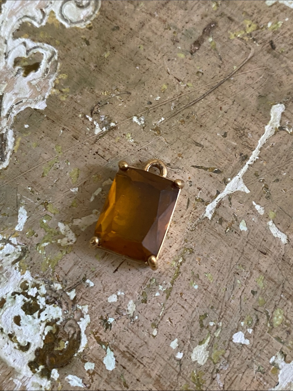 MONET Pendant